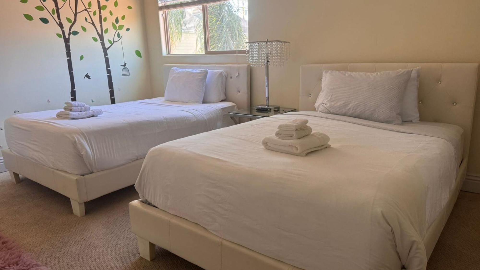 La Dream Gem - Beautiful Home With Spa Los Angeles Eksteriør billede